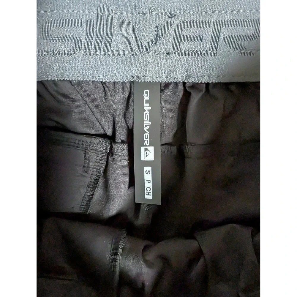 Quiksilver DryFlight Mens Black Active Training Shorts Zipper Pockets EQYFB03093